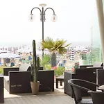 Niagara 4*