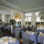 Niagara Hotel