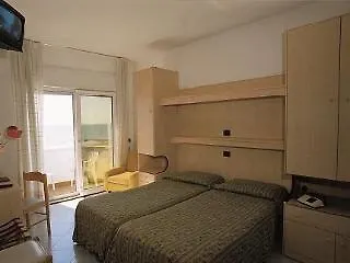 Niagara 4* לידו די ג'סולו