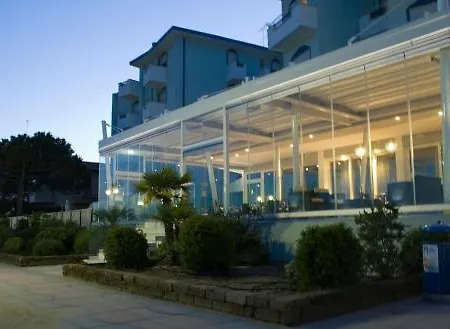 Niagara Hotell 4*