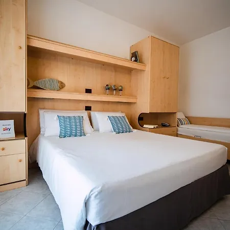 Hotell Niagara 4*